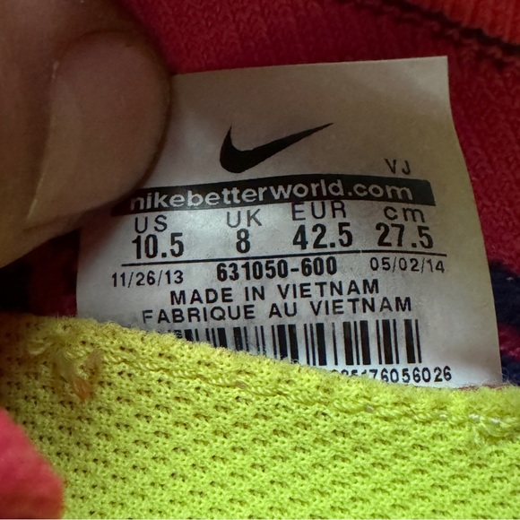 Womens Pink Nike Running Shoes - Picture 9 of 9